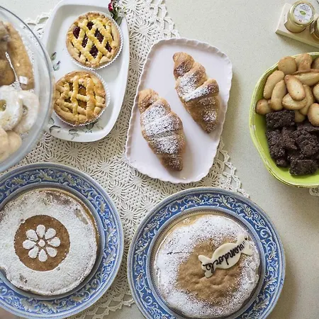 Carossi فندق مبيت وإفطار 4*