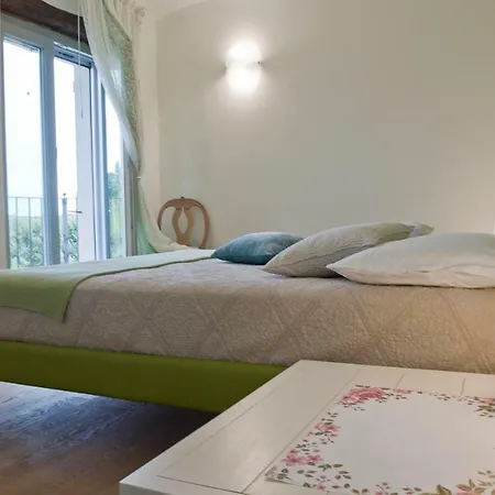 فندق مبيت وإفطار Carossi Castagnole delle Lanze