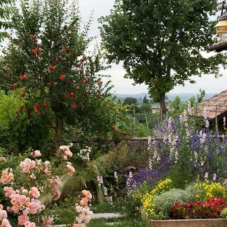 فندق مبيت وإفطار Carossi 4*