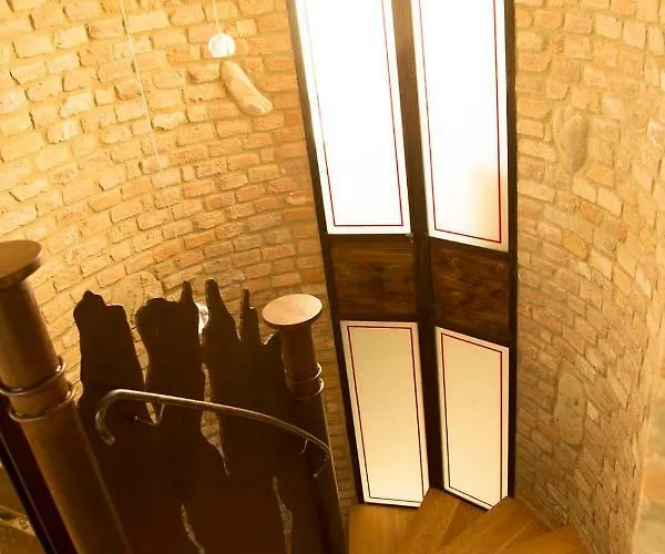 Carossi Bed & Breakfast 4*