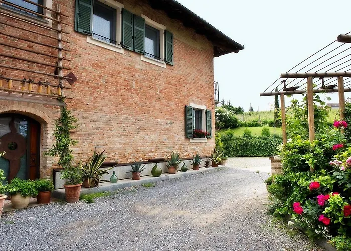 Carossi Castagnole delle Lanze